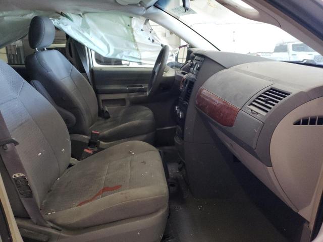 Photo 5 from auction – 2008 CHRYSLER TOWN & COU with VIN 2A8HR44H28R781355