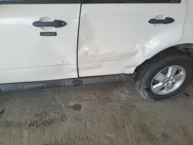 Photo 9 from auction – 2009 FORD ESCAPE XLT with VIN 1FMCU93G19KA63085