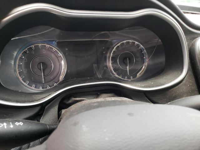 Photo 8 from auction – 2016 CHRYSLER 200 LIMITE with VIN 1C3CCCAB3GN160770