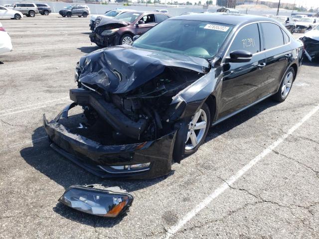Photo 2 from auction – 2015 VOLKSWAGEN PASSAT S with VIN 1VWAT7A38FC105709