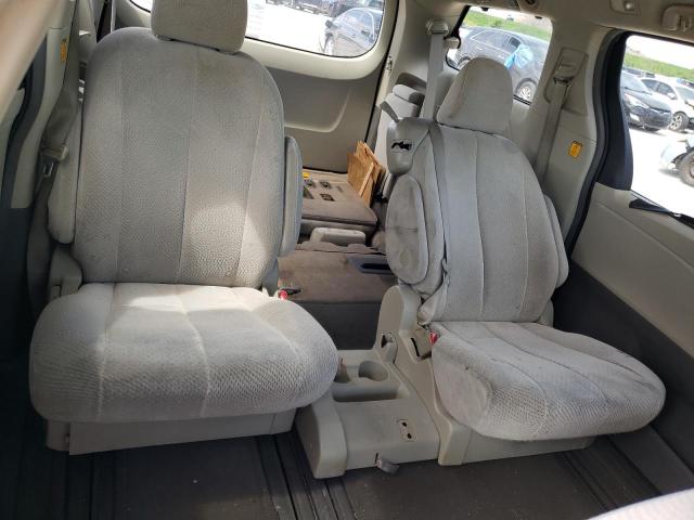 Photo 6 from auction – 2011 TOYOTA SIENNA LE with VIN 5TDKK3DC1BS119894
