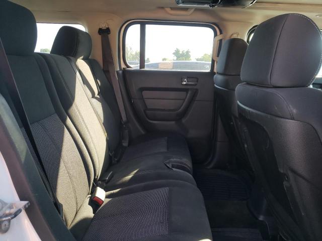 Photo 6 from auction – 2006 HUMMER H3 with VIN 5GTDN136268296912
