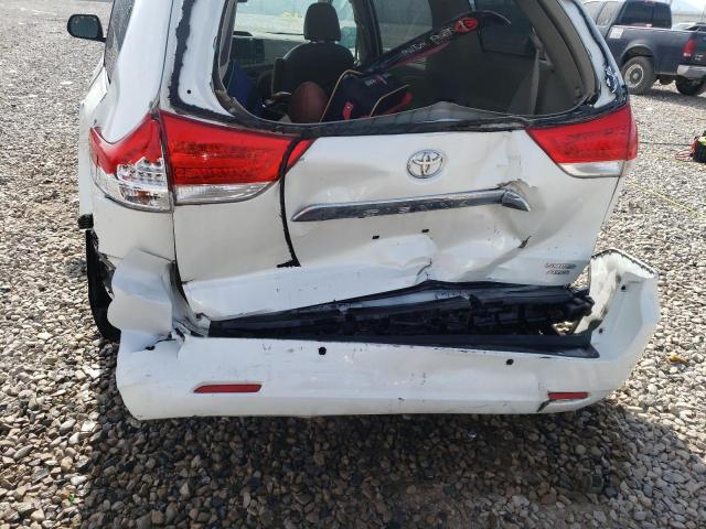 Photo 9 from auction – 2011 TOYOTA SIENNA XLE with VIN 5TDDK3DC2BS004519