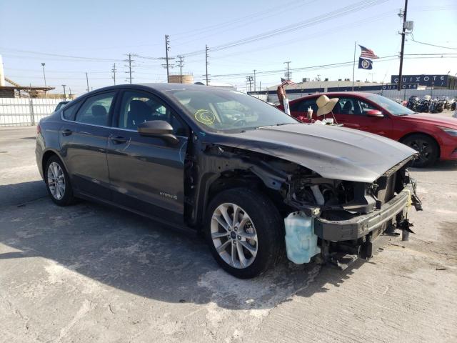FORD FUSION SE 2019 with VIN 3FA6P0LU2KR174469 - Photo from auction