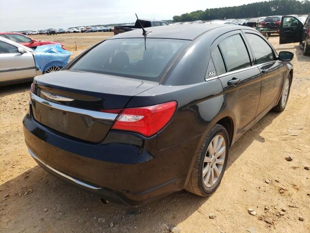 Photo 4 from auction – 2014 CHRYSLER 200 LX with VIN 1C3CCBAB0EN141990