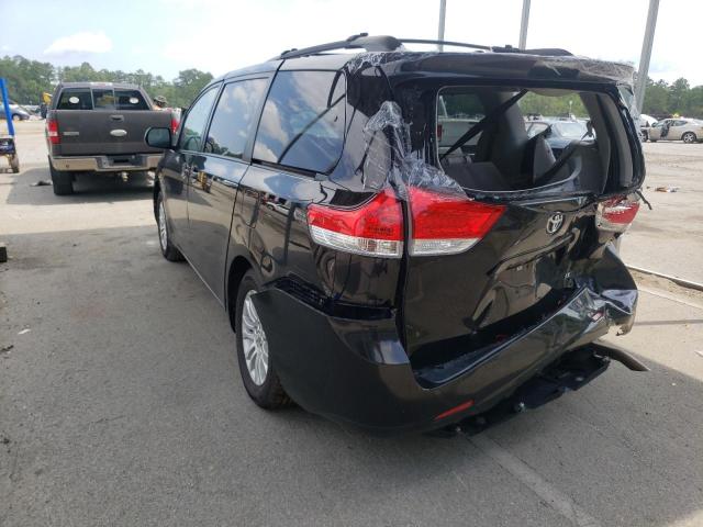 Photo 3 from auction – 2012 TOYOTA SIENNA XLE with VIN 5TDYK3DC2CS220745