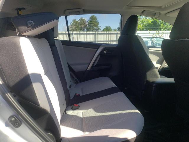 Photo 6 from auction – 2017 TOYOTA RAV4 XLE with VIN 2T3RFREV2HW643214