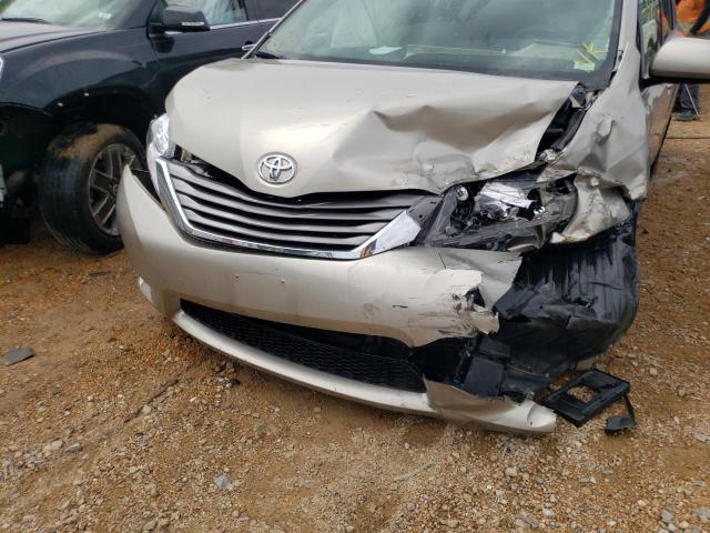 Photo 9 from auction – 2015 TOYOTA SIENNA XLE with VIN 5TDYK3DC1FS615682