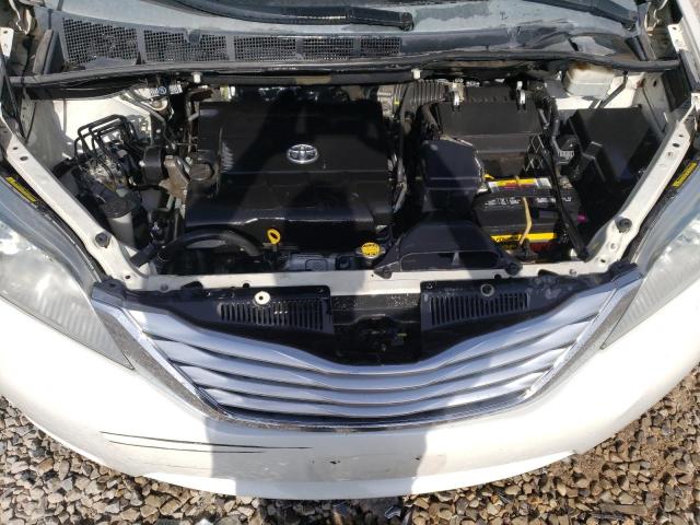 Photo 7 from auction – 2011 TOYOTA SIENNA XLE with VIN 5TDDK3DC2BS004519