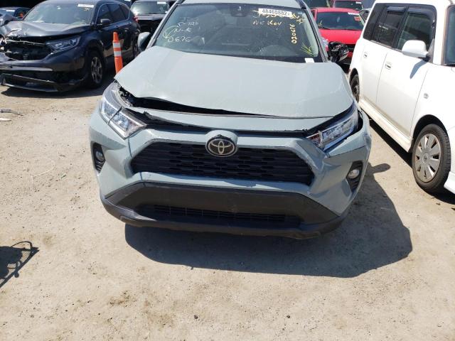 Photo 9 from auction – 2019 TOYOTA RAV4 XLE P with VIN JTMC1RFV5KD020676