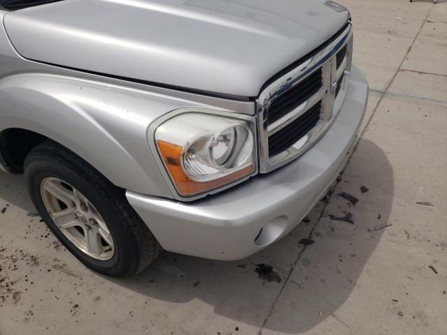 Photo 9 from auction – 2005 DODGE DURANGO SL with VIN 1D4HB48D45F529650