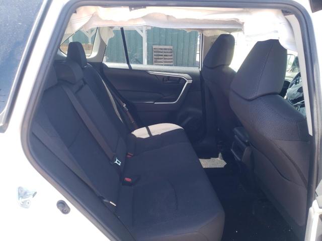Photo 6 from auction – 2020 TOYOTA RAV4 LE with VIN JTMF1RFV1LD060297