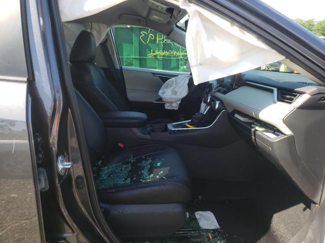 Photo 5 from auction – 2021 TOYOTA RAV4 XLE with VIN 2T3P1RFV8MC164098