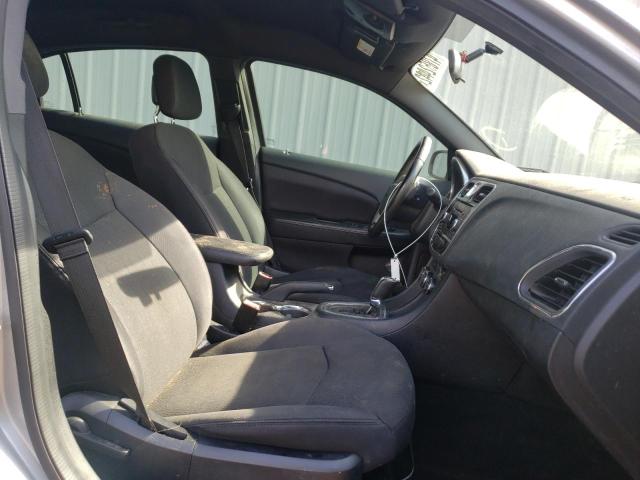 Photo 5 from auction – 2013 CHRYSLER 200 TOURIN with VIN 1C3CCBBBXDN553024