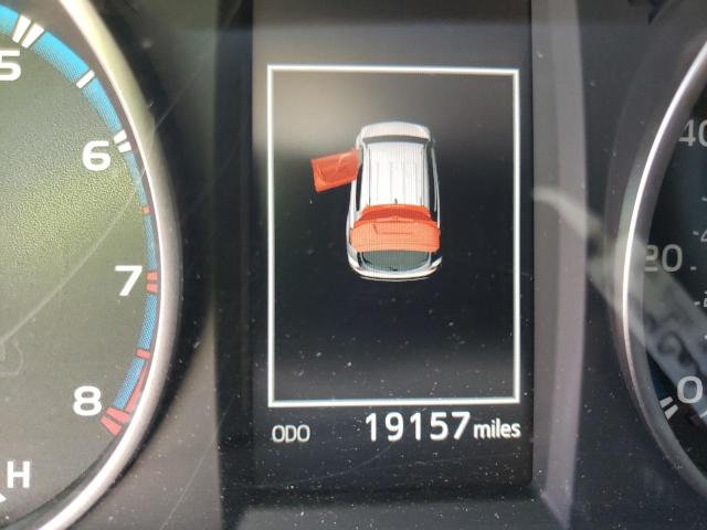 Photo 8 from auction – 2017 TOYOTA RAV4 LE with VIN 2T3BFREV9HW673537