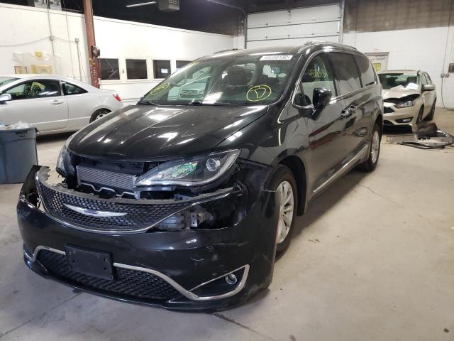 Photo 2 from auction – 2017 CHRYSLER PACIFICA T with VIN 2C4RC1BG6HR503385