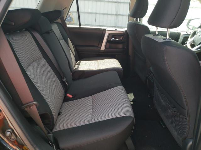 Photo 6 from auction – 2020 TOYOTA 4RUNNER SR with VIN JTEBU5JR8L5801561