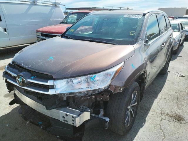 Photo 2 from auction – 2018 TOYOTA HIGHLANDER with VIN 5TDJZRFHXJS872034