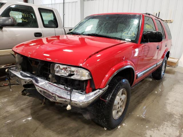 Photo 2 from auction – 2000 CHEVROLET BLAZER with VIN 1GNDT13W2Y2380559