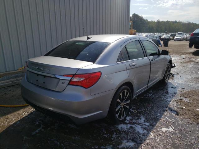 Photo 4 from auction – 2013 CHRYSLER 200 TOURIN with VIN 1C3CCBBBXDN553024