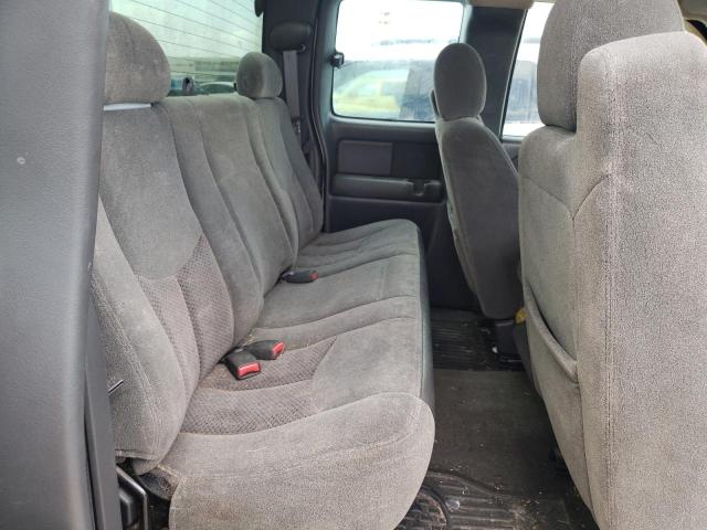 Photo 6 from auction – 2003 CHEVROLET SILVERADO with VIN 1GCEC19V03E251979