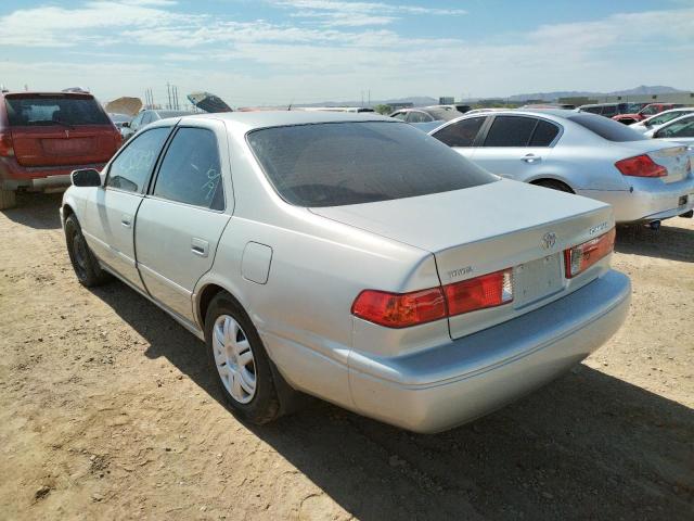 Photo 3 from auction – 2001 TOYOTA CAMRY CE with VIN 4T1BG22K31U846868