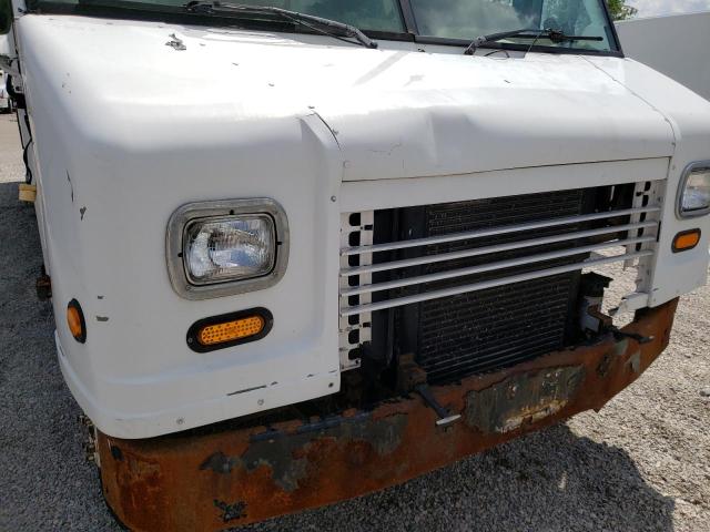 Photo 9 from auction – 2007 FREIGHTLINER CHASSIS M with VIN 4UZAARBWX7CZ31651