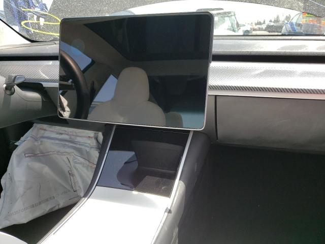 Photo 9 from auction – 2018 TESLA MODEL 3 with VIN 5YJ3E1EB4JF147195