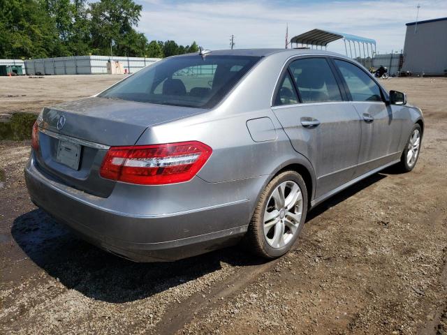 Photo 4 from auction – 2010 MERCEDES-BENZ E 550 with VIN WDDHF7CB4AA139699