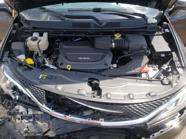 Photo 7 from auction – 2018 CHRYSLER PACIFICA L with VIN 2C4RC1GG8JR357750