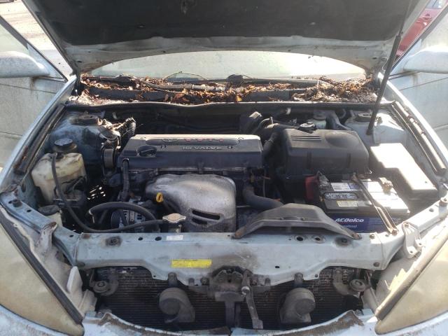 Photo 7 from auction – 2005 TOYOTA CAMRY LE with VIN 4T1BE30K35U526275