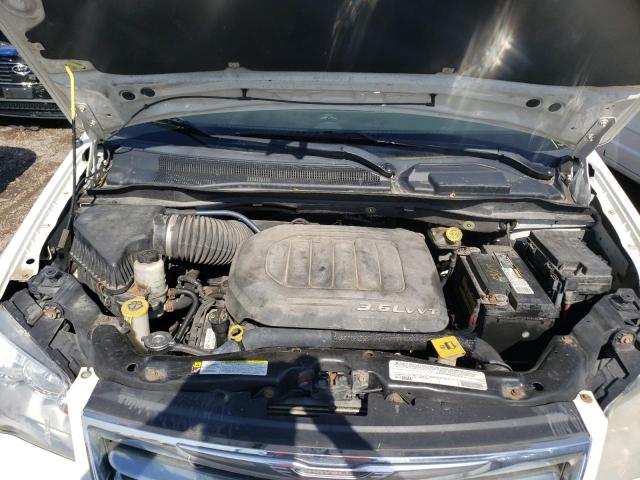 Photo 7 from auction – 2012 CHRYSLER TOWN & COU with VIN 2C4RC1BG5CR306572