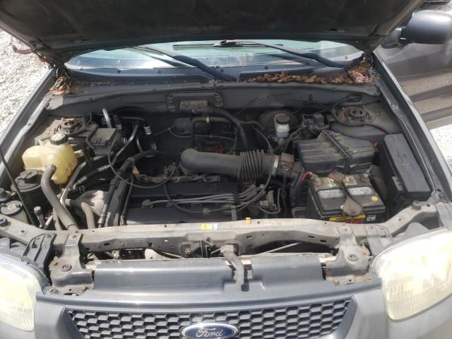 Photo 7 from auction – 2004 FORD ESCAPE XLS with VIN 1FMYU02B54KA98289