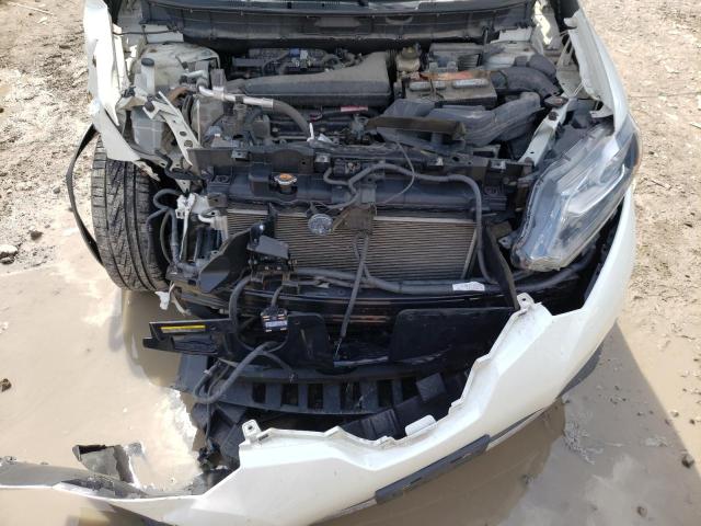 Photo 7 from auction – 2015 NISSAN ROGUE S with VIN 5N1AT2MV1FC755934
