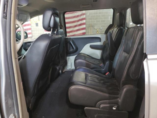Photo 6 from auction – 2015 CHRYSLER TOWN & COU with VIN 2C4RC1BG4FR561377