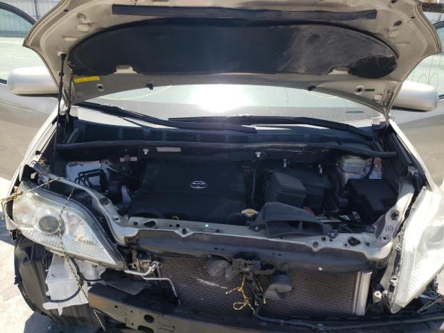 Photo 7 from auction – 2015 TOYOTA SIENNA LE with VIN 5TDKK3DCXFS681217
