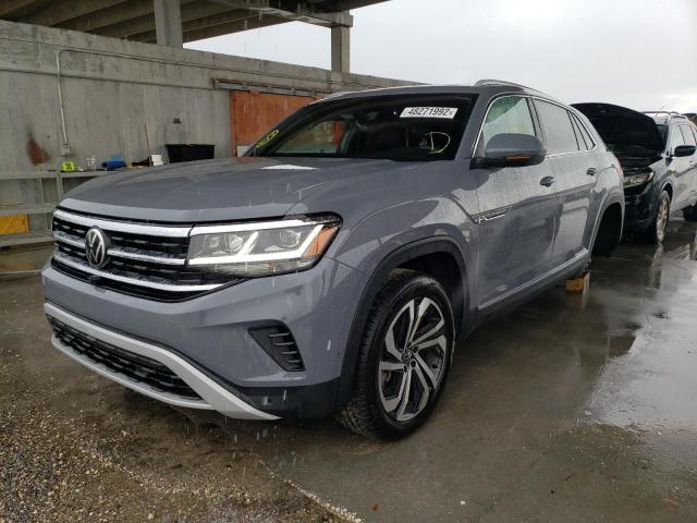 Photo 2 from auction – 2021 VOLKSWAGEN ATLAS CROS with VIN 1V2TE2CA9MC221856