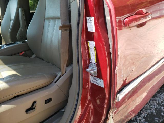 Photo 10 from auction – 2015 CHRYSLER TOWN & COU with VIN 2C4RC1BG4FR739692