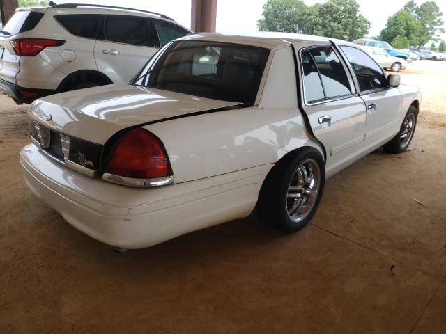 Photo 4 from auction – 2011 FORD CROWN VICT with VIN 2FABP7EV0BX140352