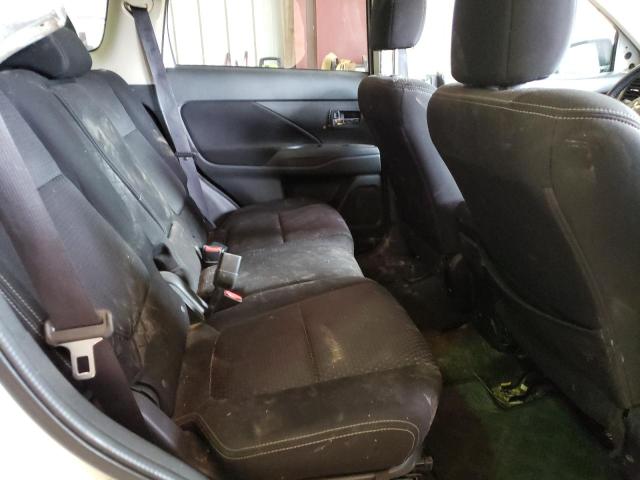 Photo 6 from auction – 2016 MITSUBISHI OUTLANDER with VIN JA4AD3A31GZ008790