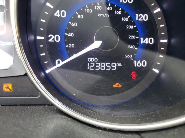 Photo 8 from auction – 2011 HYUNDAI SONATA HYB with VIN KMHEC4A41BA016545