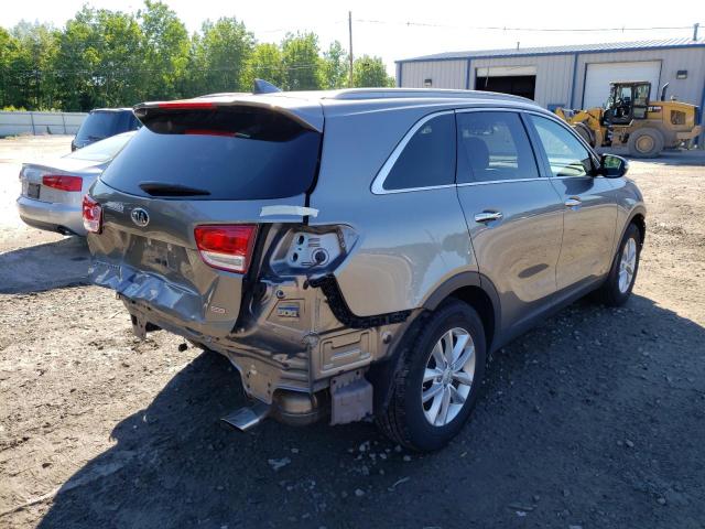 Photo 4 from auction – 2017 KIA SORENTO LX with VIN 5XYPGDA30HG328910