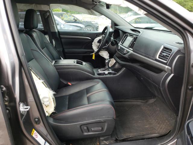 Photo 5 from auction – 2019 TOYOTA HIGHLANDER with VIN 5TDJZRFH6KS600145