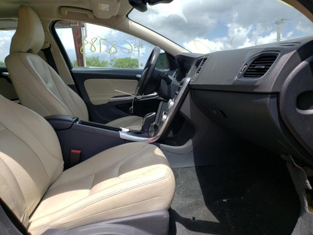 Photo 5 from auction – 2016 VOLVO S60 PREMIE with VIN YV126MFK0G2413648