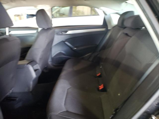 Photo 6 from auction – 2016 VOLKSWAGEN PASSAT S with VIN 1VWAS7A31GC014351