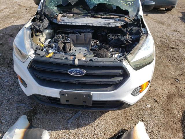 Photo 9 from auction – 2017 FORD ESCAPE S with VIN 1FMCU0F79HUB43177