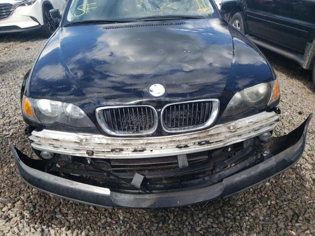 Photo 9 from auction – 2005 BMW 325 I with VIN WBAET37405NJ86041