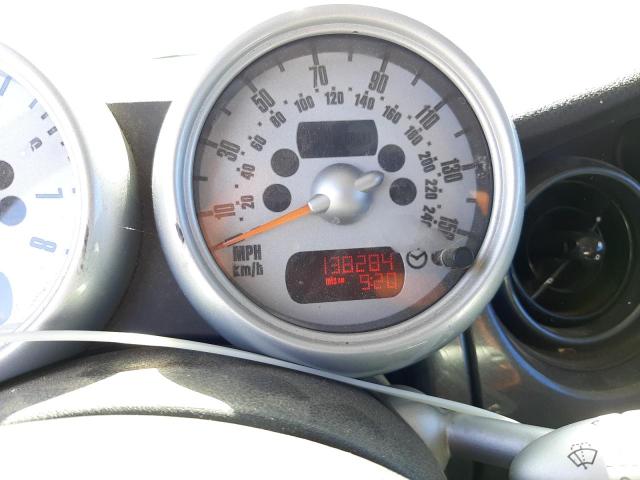 Photo 8 from auction – 2006 MINI COOPER S with VIN WMWRE33546TL16720
