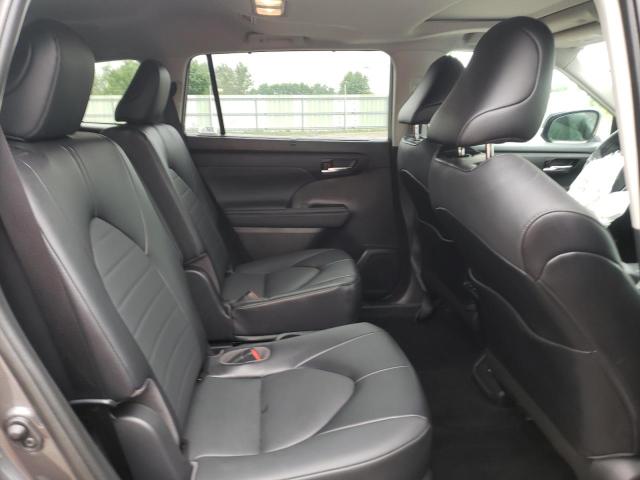 Photo 6 from auction – 2021 TOYOTA HIGHLANDER with VIN 5TDGBRCH6MS067624