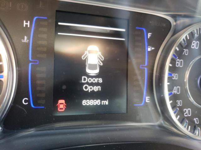 Photo 8 from auction – 2015 CHRYSLER 200 LIMITE with VIN 1C3CCCAB3FN730314